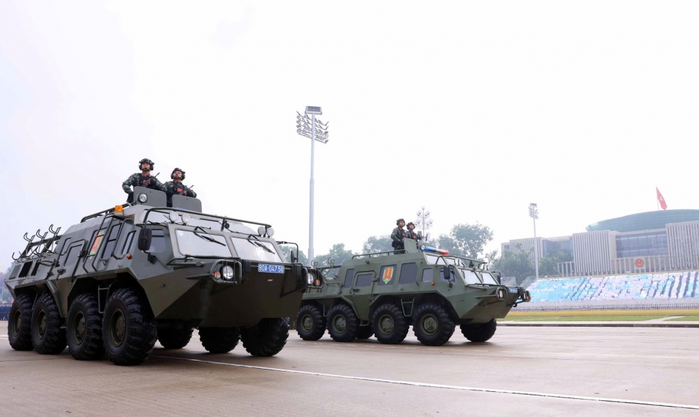 Hình ảnh lực lượng Công an xuất quân bảo vệ đại lễ A80