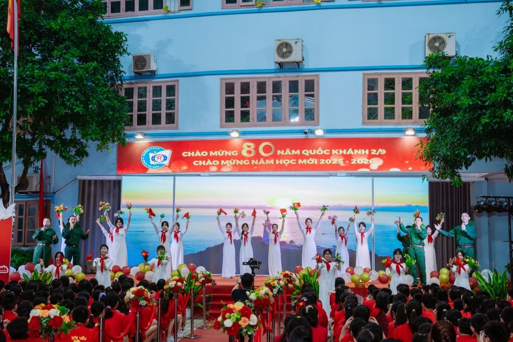 Quá khứ hào hùng của dân tộc được tái hiện tại Trường THCS Đoàn Thị Điểm