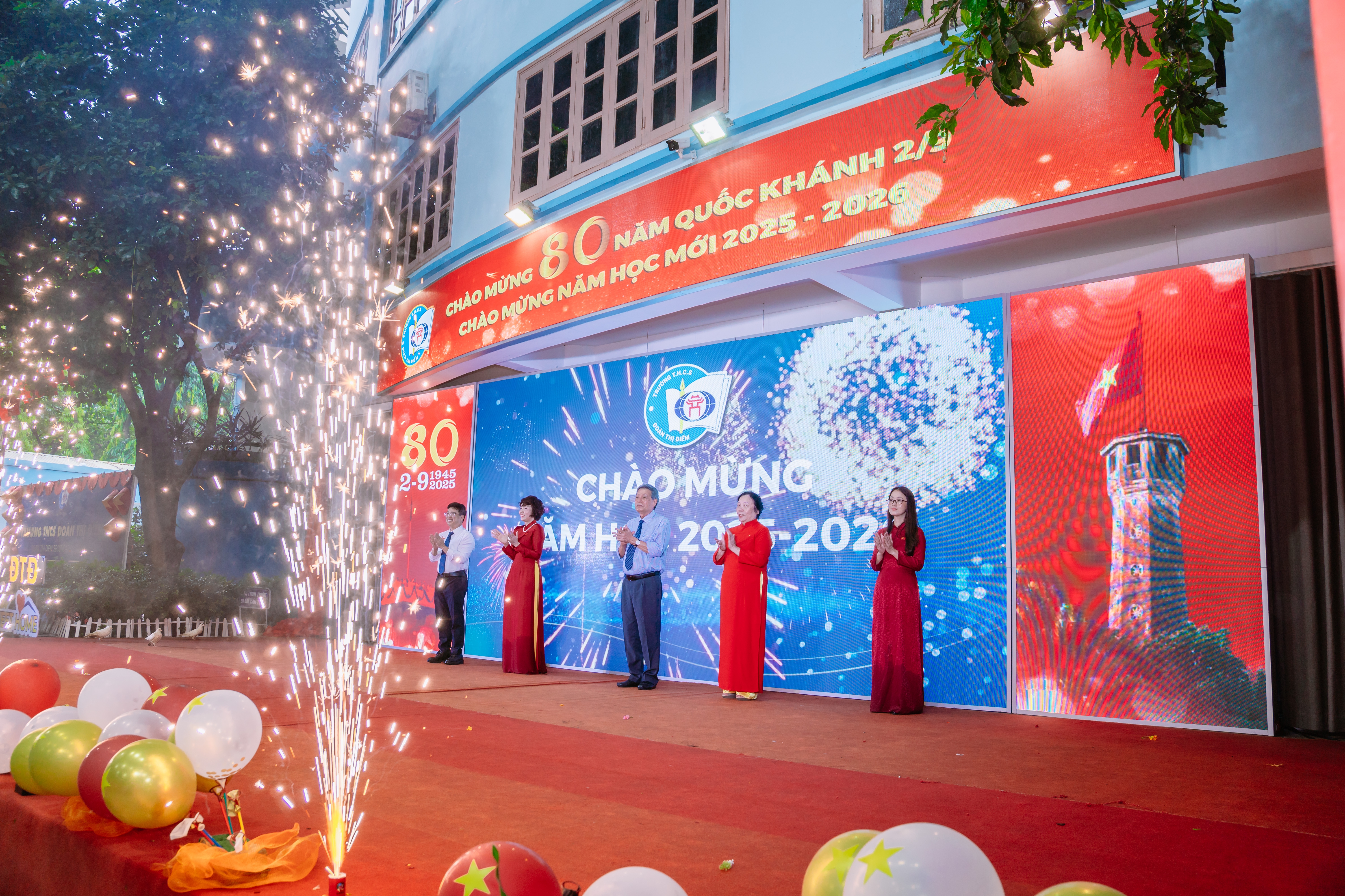 Quá khứ hào hùng của dân tộc được tái hiện tại Trường THCS Đoàn Thị Điểm