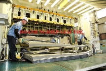 hon 40 nghin doanh nghiep cho giai the pha san