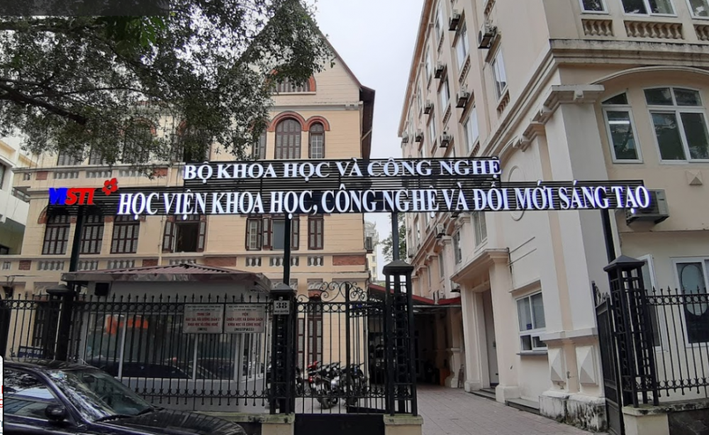 bi huy ket qua tuyen dung vien chuc ba dao thi huong tra noi gi