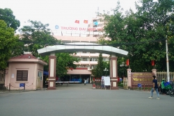 dai hoc mo dia chat len tieng ve kho hang nhap lau trong ky tuc xa