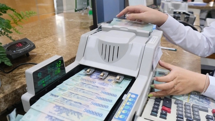 Các "ông lớn" bắt đầu cho vay để trả nợ ngân hàng khác