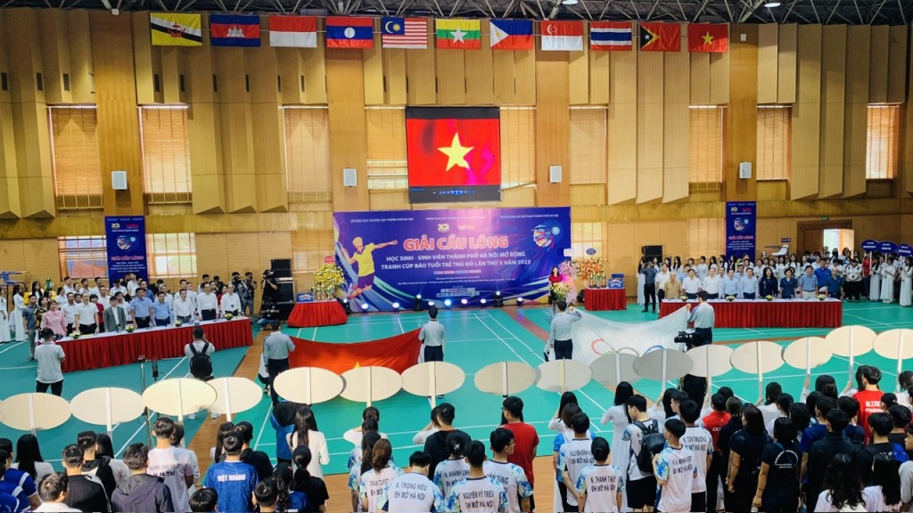 1.200 vận động viên tranh tài tại Giải Cầu lông Học sinh - Sinh viên thành phố Hà Nội