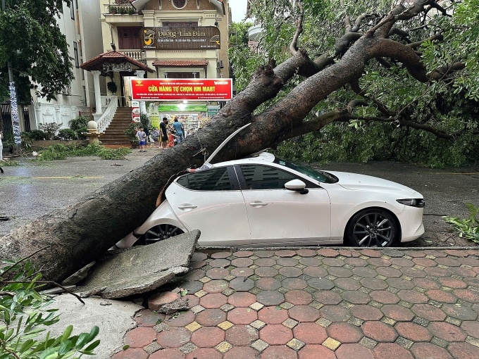 Cảnh báo mưa lớn, dông lốc tại Hà Nội và khu vực phía Bắc