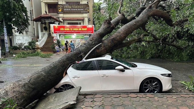 Cảnh báo mưa lớn, dông lốc tại Hà Nội và khu vực phía Bắc