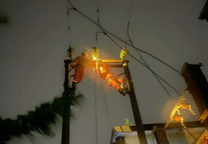 Hơn 3 triệu khách hàng bị cắt điện do ảnh hưởng của bão Yagi