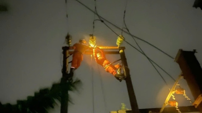 Hơn 3 triệu khách hàng bị cắt điện do ảnh hưởng của bão Yagi