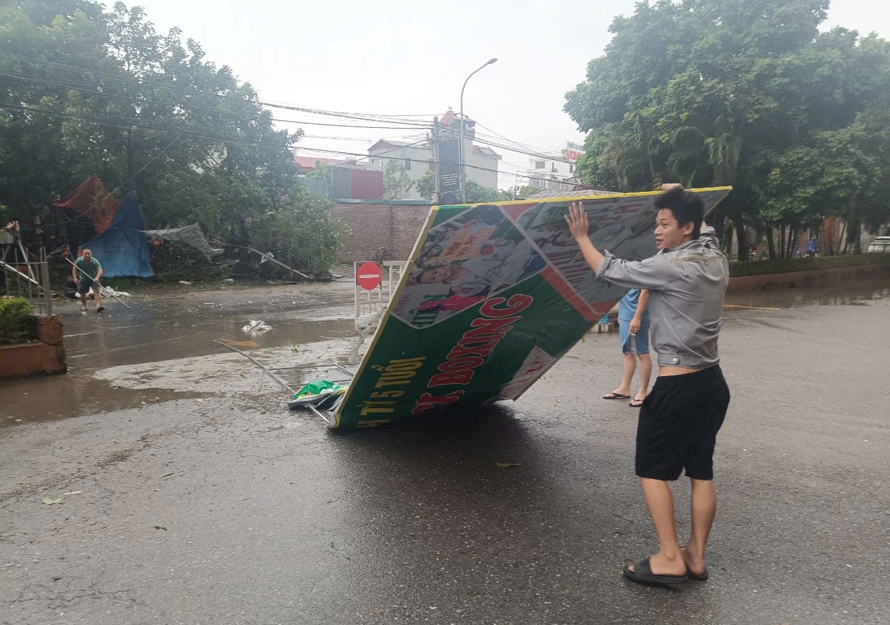 Bão Yagi càn quét, huyện Hoài Đức thiệt hại ra sao?