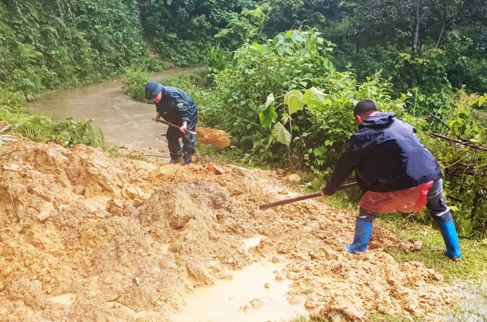 Cập nhật: 329 người chết, mất tích do mưa bão, lũ lụt