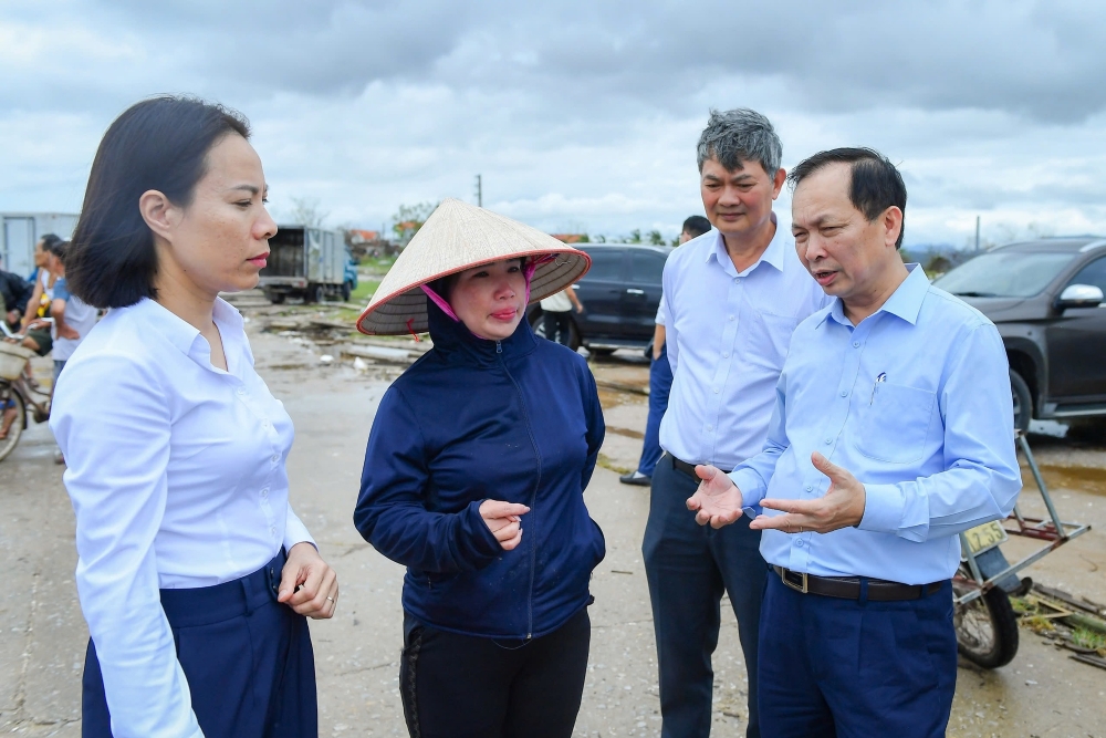 Phó Thống đốc: Không để tình trạng vay ưu đãi “chỉ thấy trên tivi”