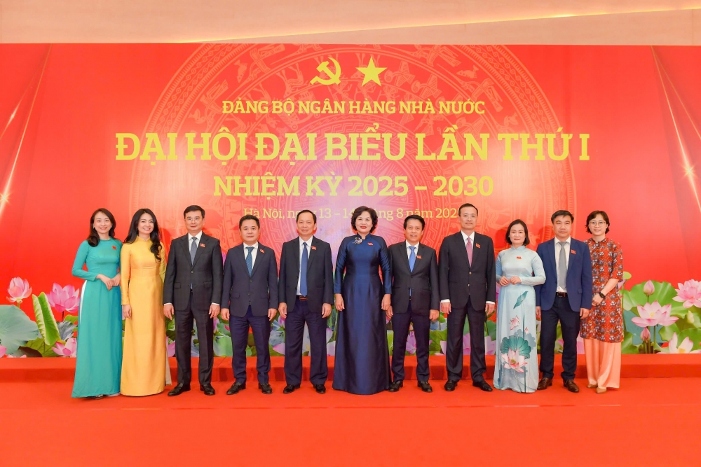 Tăng tốc, bứt phá, hoàn thành thắng lợi nhiệm vụ ngành Ngân hàng