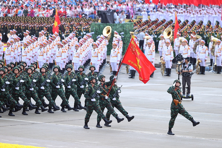 Chùm ảnh: Các khối diễu binh của quân đội nhân dân Việt Nam tại A80- Ảnh 17.