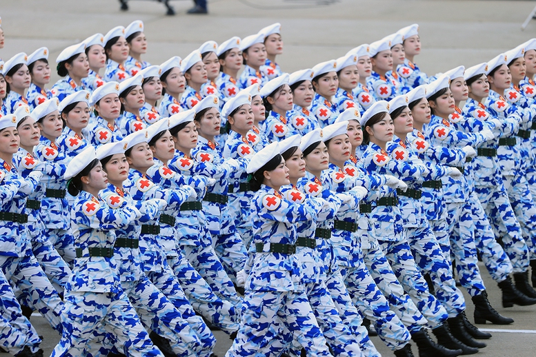 Chùm ảnh: Các khối diễu binh của quân đội nhân dân Việt Nam tại A80- Ảnh 10.