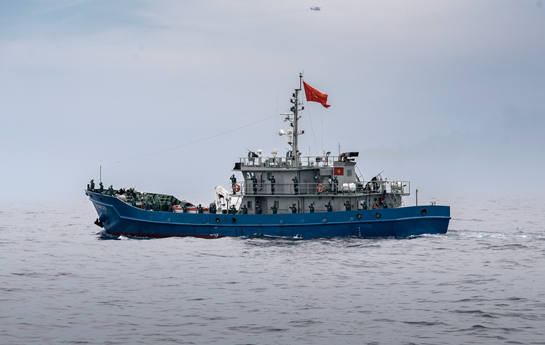 CHÙM ẢNH: Sức mạnh của lực lượng vũ trang trên biển- Ảnh 34.