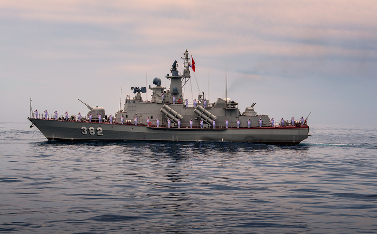 CHÙM ẢNH: Sức mạnh của lực lượng vũ trang trên biển- Ảnh 28.