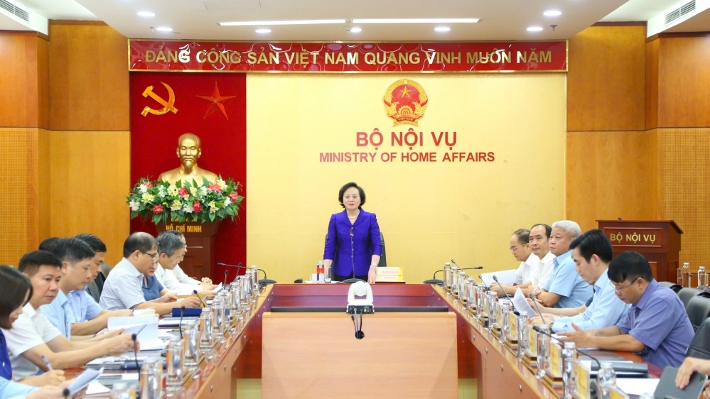 Báo cáo Bộ Chính trị hàng loạt vấn đề quan trọng trong tháng 9