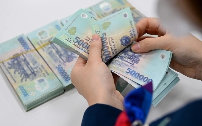 Xây dựng Đề án tiền lương và phụ cấp để áp dụng chung, thống nhất trong toàn hệ thống chính trị