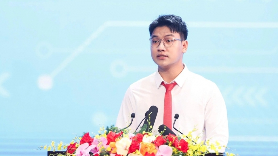 Học hỏi thế giới, vượt qua thử thách với tinh thần "tôi là người Việt Nam"