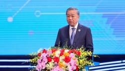 tong bi thu chung ta phai coi dau tu cho giao duc chinh la dau tu cho tuong lai