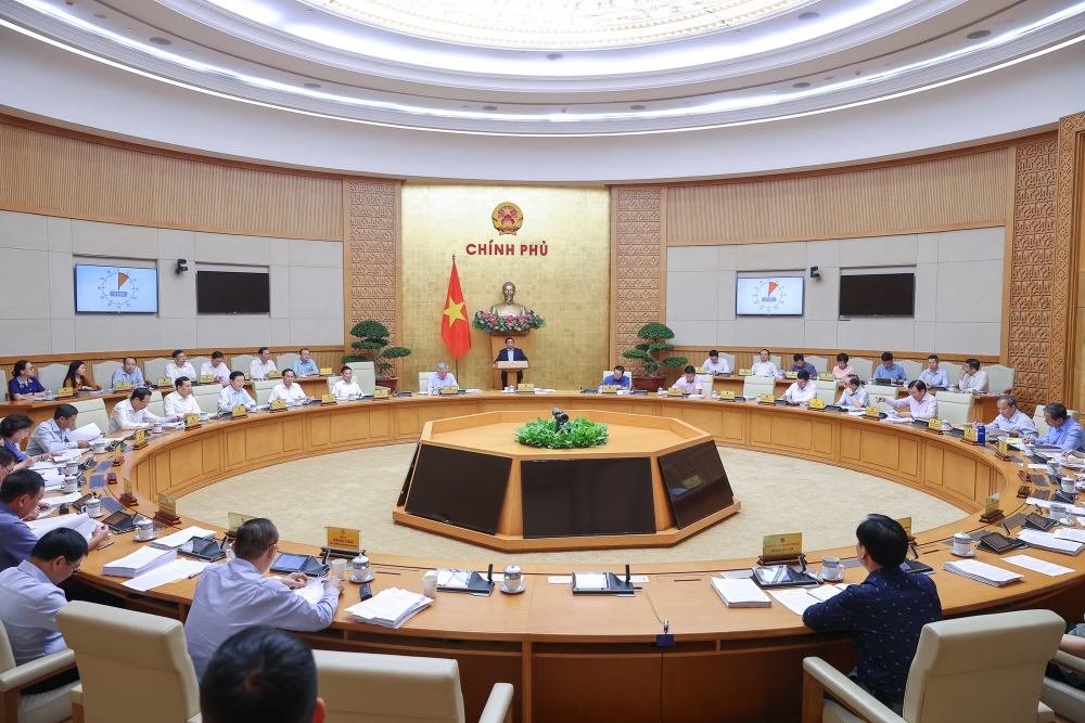 Thủ tướng lưu ý về thị trường chứng khoán, giá vàng