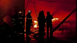 chay nha xuong cong ty co phan olasen viet nam khong chap hanh dinh chi hoat dong