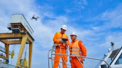 gia dien co the tang 2 5 neu tinh bu khoan lo gan 45000 ty dong cua evn