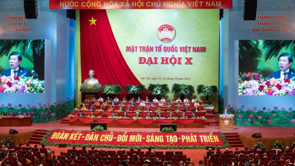 Giới thiệu người Việt Nam ở nước ngoài tham gia Ủy viên Ủy ban MTTQ các cấp