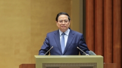 Thủ tướng: Chính sách sử dụng cán bộ còn coi trọng bằng cấp hơn thực lực