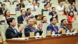 bo chinh tri quy dinh moi ve tieu chuan chuc danh lanh dao chu chot cap cao cua dang nha nuoc