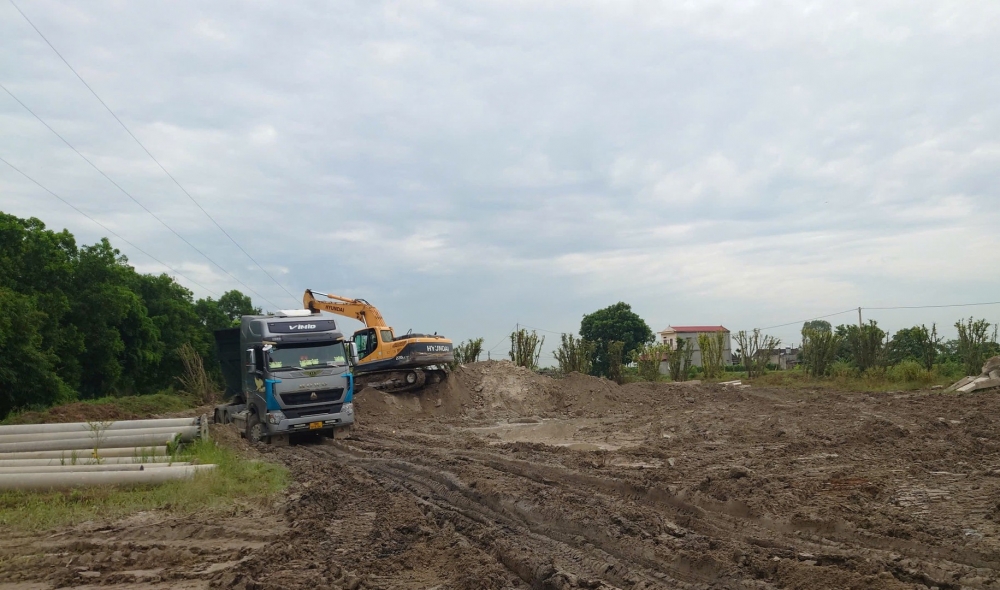 Giám đốc Công ty Việt Nhật bị khởi tố vì đổ thải bê tông ra môi trường