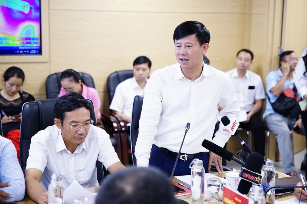 Siêu bão RAGASA vào biển Đông, sẽ suy yếu dần trước khi vào Bắc Bộ nước ta