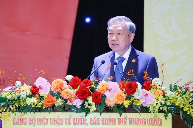 Tổng Bí thư: Tuyệt đối tránh phong trào hình thức, báo cáo đẹp nhưng kết quả mỏng