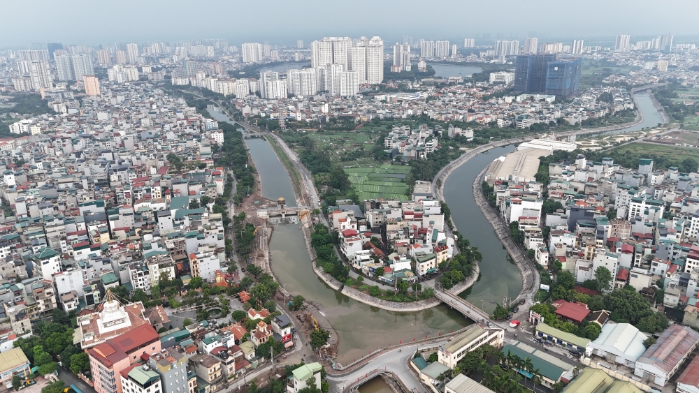 Cận cảnh “van điều tiết” nước sông Tô Lịch với kiến trúc độc đáo, đẹp mắt