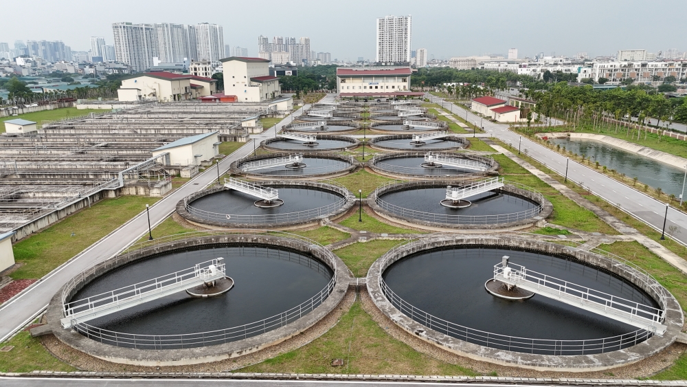 Cận cảnh “van điều tiết” nước sông Tô Lịch với kiến trúc độc đáo, đẹp mắt