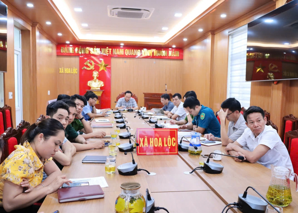 Chủ tịch tỉnh Thanh Hóa: Chống bão thì an toàn của người dân phải là trên hết