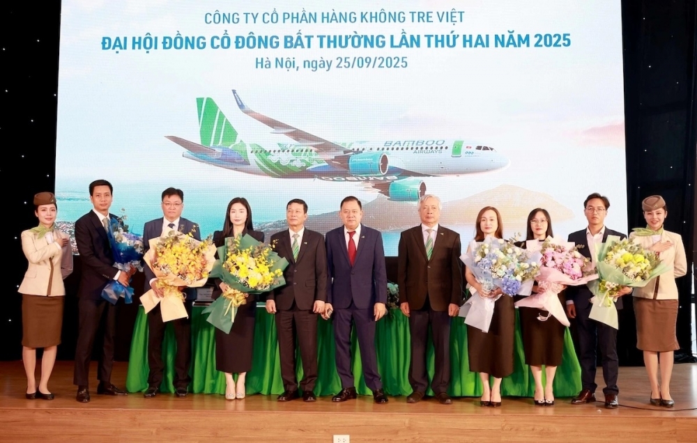 Tập đoàn FLC tiếp quản lại hãng bay Bamboo Airways