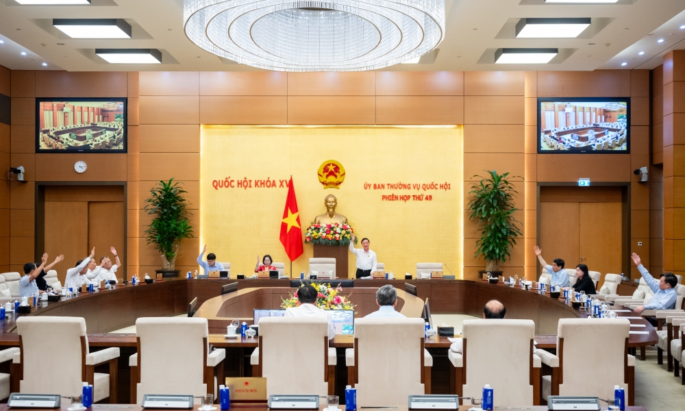 Ủy ban Thường vụ Quốc hội thông qua chương trình lập pháp năm 2026