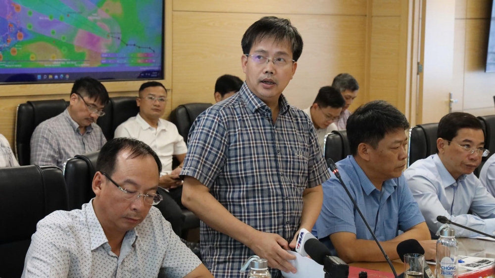 Bão BUALOI mạnh, đi rất nhanh, ảnh hưởng rộng, hướng thẳng miền Trung