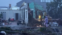 bao so 10 lam 245 nha hu hong toc mai 2 nguoi chet 4 nguoi mat tich