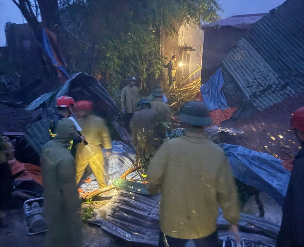 Hình ảnh bão số 10 tàn phá kinh hoàng tại Thanh Hóa