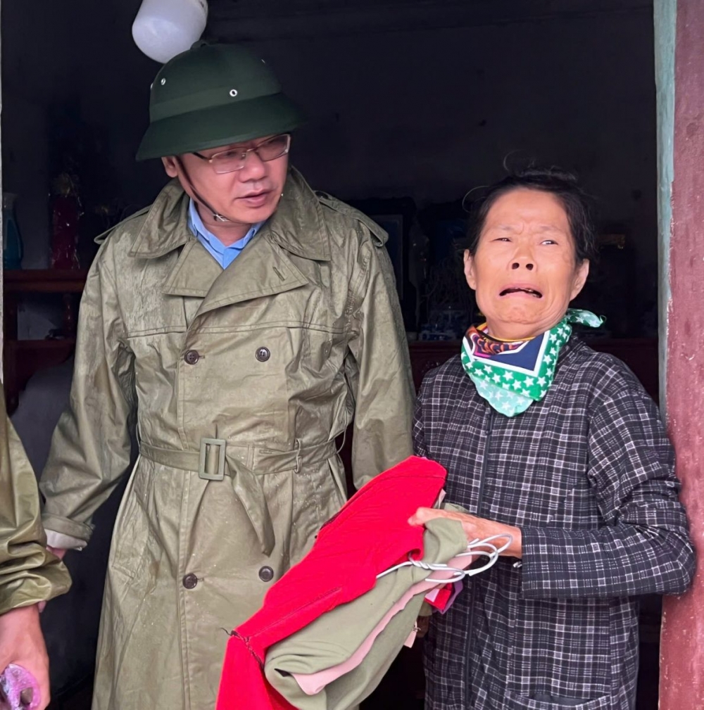 Hình ảnh bão số 10 tàn phá kinh hoàng tại Thanh Hóa