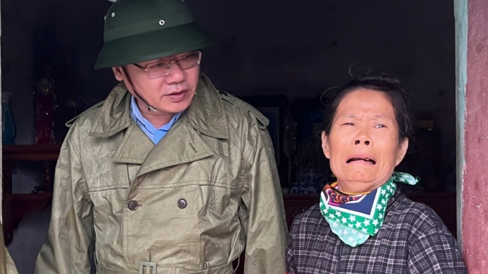 Hình ảnh bão số 10 tàn phá kinh hoàng tại Thanh Hóa