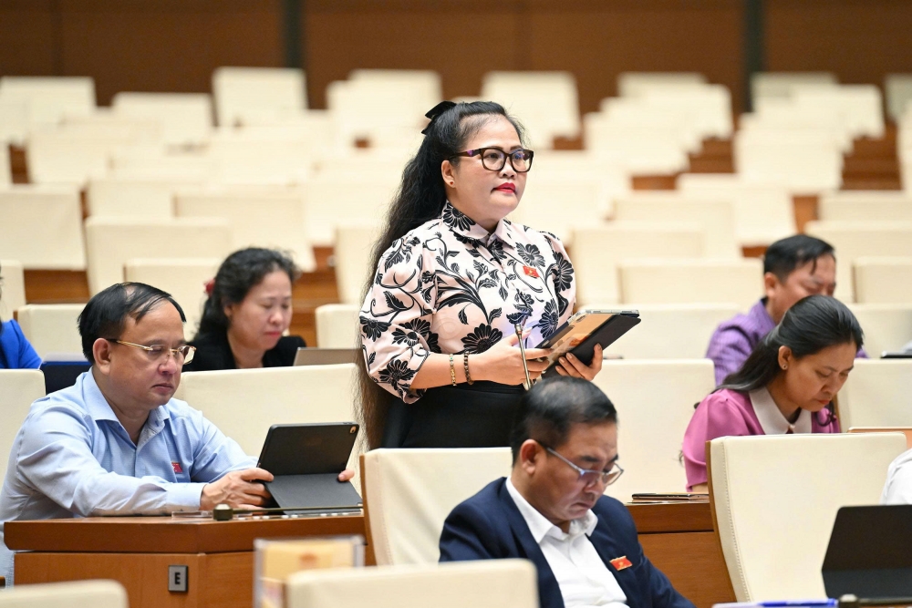 Một bộ sách giáo khoa dùng chung cả nước để giáo dục công bằng