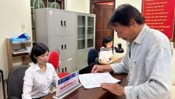 nhieu xa chua duoc tra luong chua co ke toan thu tuong chi dao nhanh chong bo tri