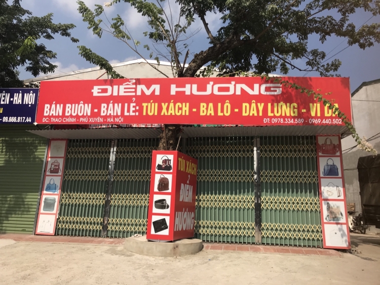 Nơi bán túi xách 'hàng hiệu' Gucci, Chanel, DG... có giá 30.000 đồng noi ban tui xach hang hieu gucci chanel dg co gia 30000 dong