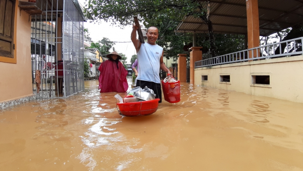 Bộ Công thương: Không để xảy ra tăng giá hàng hóa đột biến ở vùng lũ