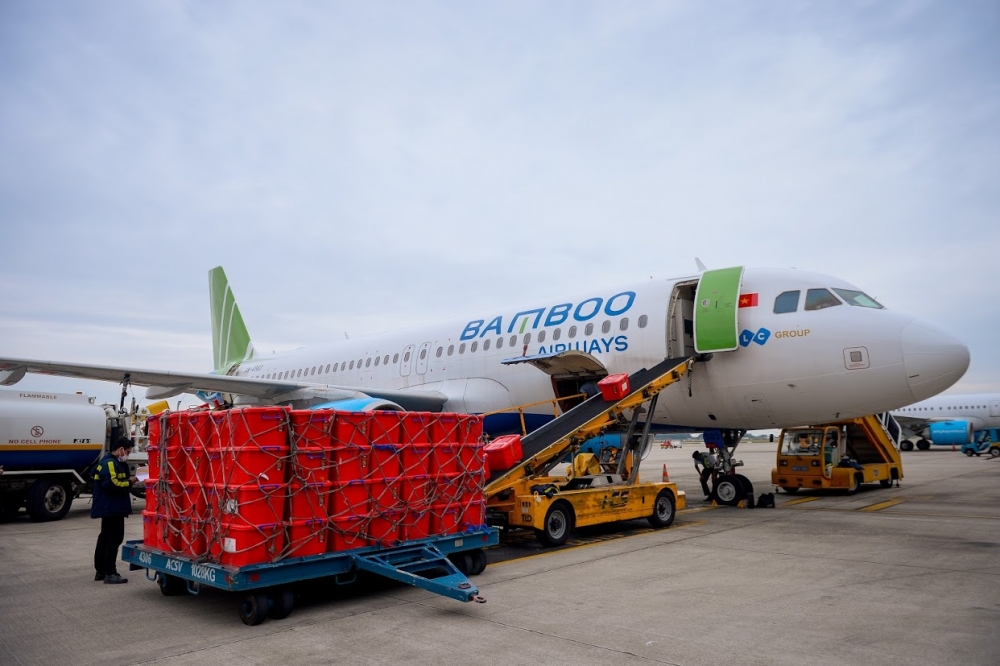 Chuyến bay đặc biệt của Bamboo Airways về với miền Trung