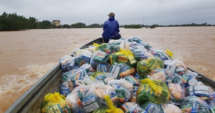 Hà Nội: Cấm lợi dụng mưa lũ để đầu cơ, tăng giá hàng hóa bất hợp lý