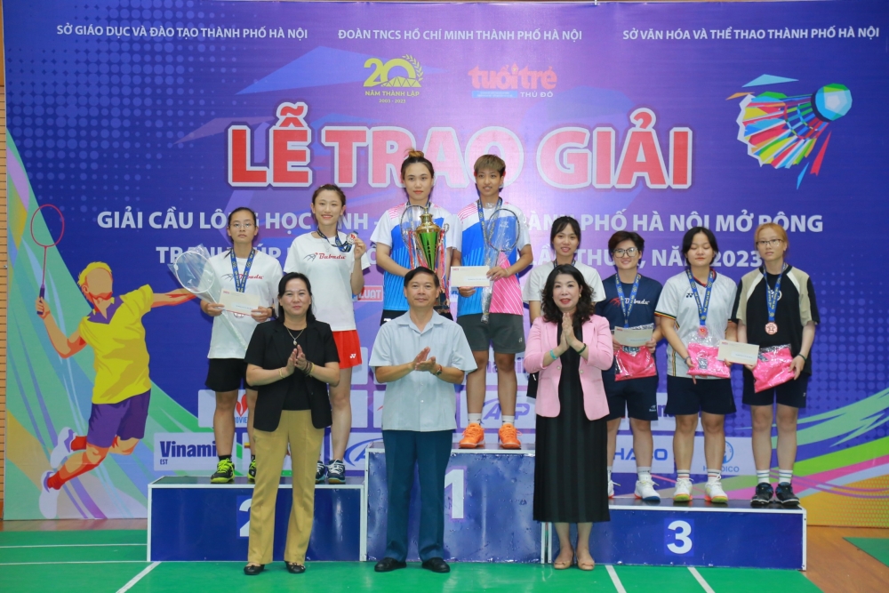 Bế mạc Giải Cầu lông HS-SV TP Hà Nội mở rộng tranh cúp Báo Tuổi trẻ Thủ đô lần thứ X